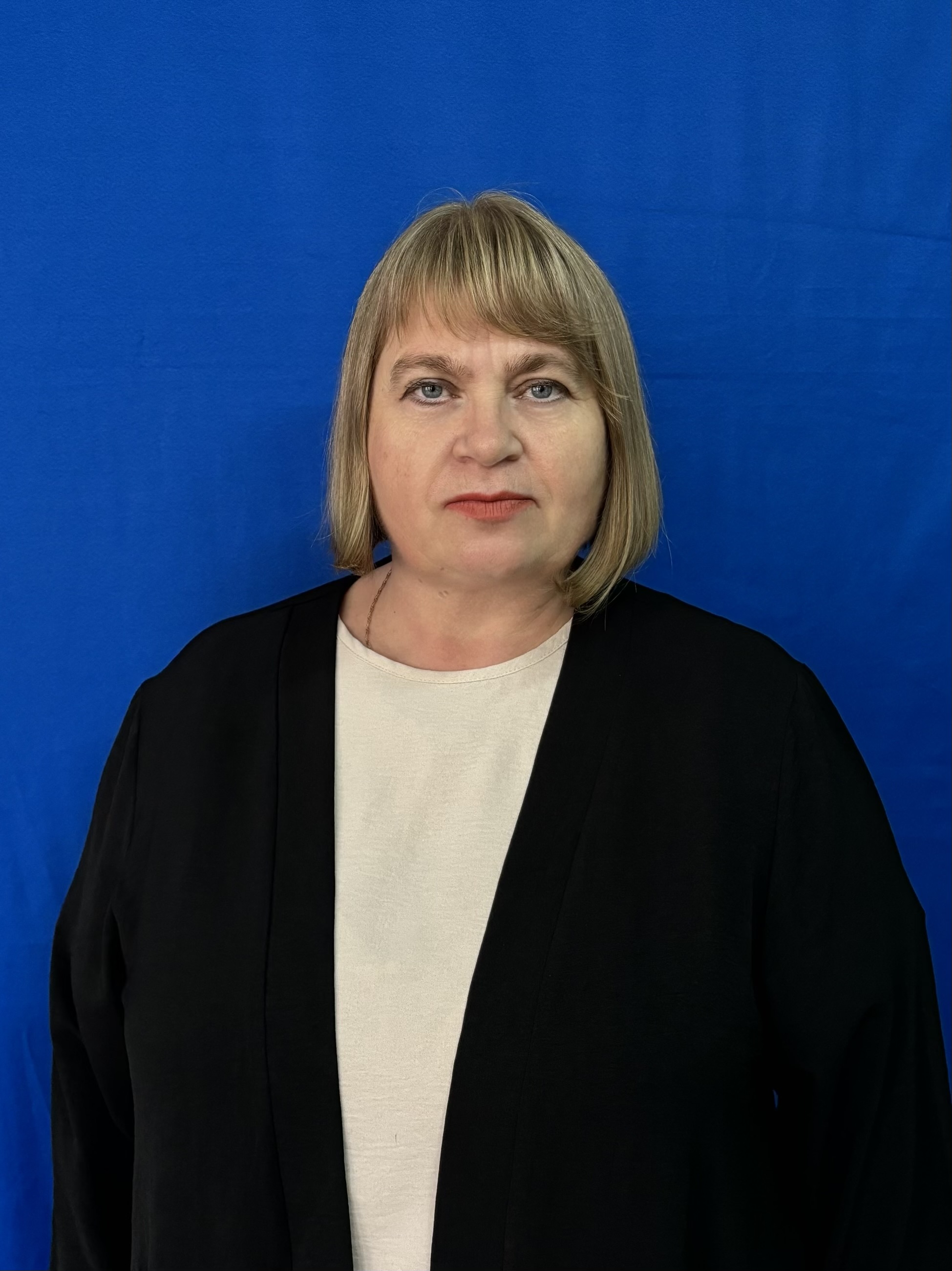 Слайковская Оксана Николаевна.